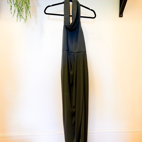 Backless long dress - Picture 5 of 8